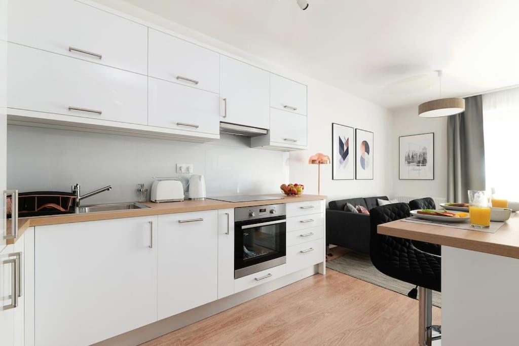 Tidewater Pearl Apartment Будапеща Екстериор снимка