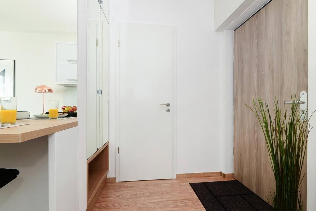 Tidewater Pearl Apartment Будапеща Екстериор снимка